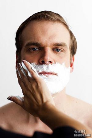 《新闻编辑室》男星David Harbour将客串《Elementary》 《新闻编辑室》男星David Harbour将客串《Elementary》