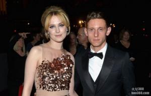 《真爱如血 True Blood》女星Evan Rachel Wood结婚 《真爱如血 True Blood》女星Evan Rachel Wood结婚