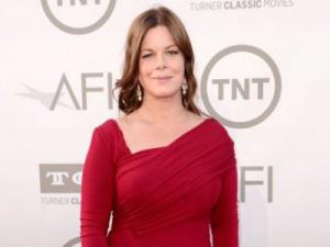 《五十度灰》女星Marcia Gay Harden加盟ABC热剧《逍遥法外》 (How to Get Away With Murder) 《五十度灰》女星Marcia Gay Harden加盟ABC热剧《逍遥法外》 (How to Get Away With Murder)