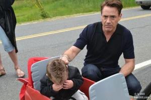 Robert Downey Jr.成为好莱坞赚最多的男星 Robert Downey Jr.成为好莱坞赚最多的男星