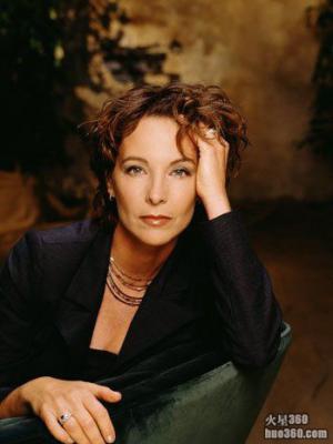 Kathleen Quinlan加盟《风城烈焰 Chicago Fire》 Kathleen Quinlan加盟《风城烈焰 Chicago Fire》