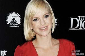 Anna Faris加盟Chuck Lorre新剧《Mom》 Anna Faris加盟Chuck Lorre新剧《Mom》