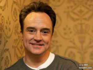 Bradley Whitford加盟ABC新喜剧《Trophy Wife》试播集 Bradley Whitford加盟ABC新喜剧《Trophy Wife》试播集