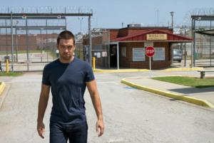 Cinemax续订《黑吃黑 Banshee》 Cinemax续订《黑吃黑 Banshee》