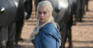 龙女Emilia Clarke加盟重启版《终结者》 扮演Sarah Connor 龙女Emilia Clarke加盟重启版《终结者》 扮演Sarah Connor